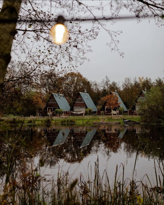 Het meer op Het Wylde Pad